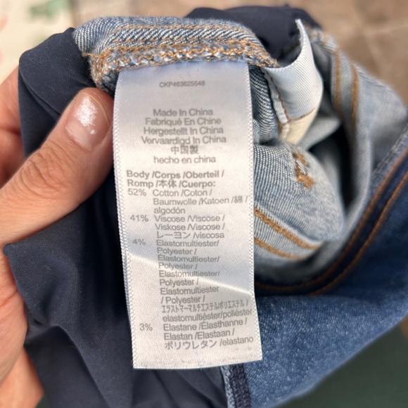 Maternity Over-the-Belly Skinny Jeans in Coronet Wash - Picture 10 of 12